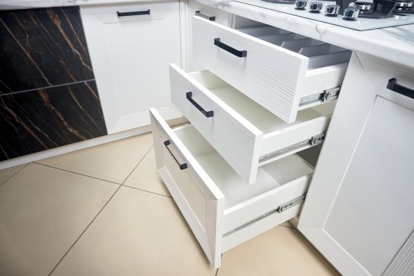 Kitchen Drawer Replacement in Roanoke