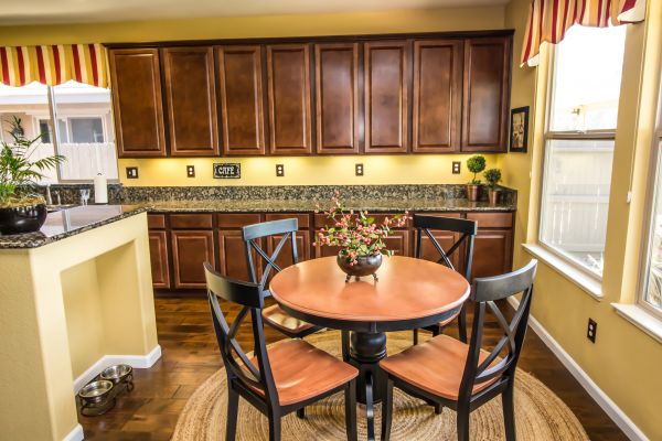 Oak Cabinet Remodeling in Roanoke